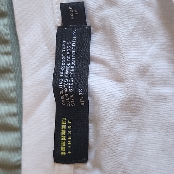 Pink Rhinestone White Plus Size Crop Top - Picture 3 of 4